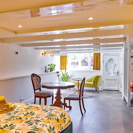 Studio Next To Skinny Bridge Near Rembrandtsquare Amsterdam Exteriör bild